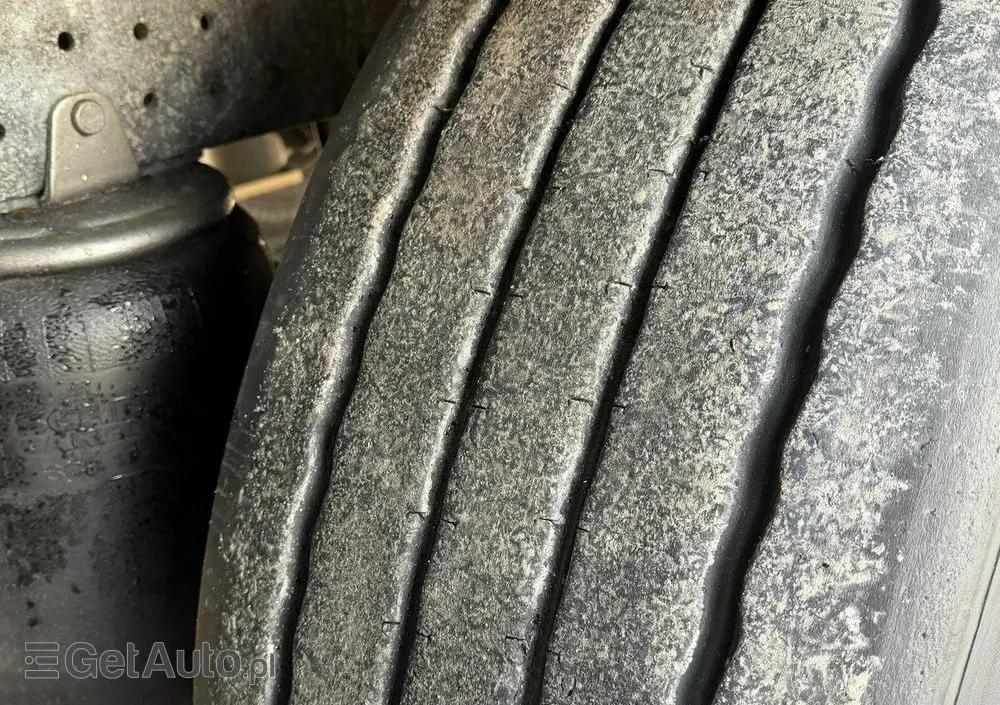 SCHMITZ CARGOBULL Standard Rama Ocynk Oś podnoszona Grudzień 2019r 