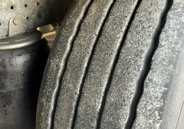 SCHMITZ CARGOBULL Standard Rama Ocynk Oś podnoszona Grudzień 2019r 