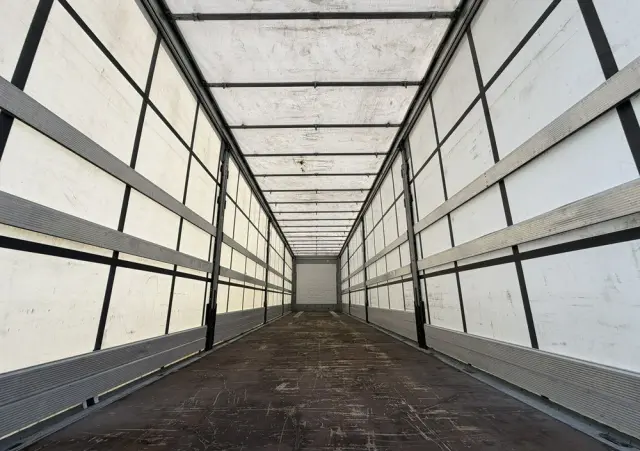 SCHMITZ CARGOBULL Standard Rama Ocynk Oś podnoszona Grudzień 2019r 