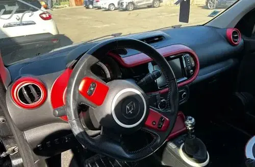 RENAULT Twingo 