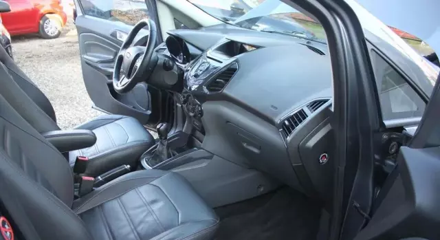 FORD EcoSport 