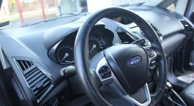 FORD EcoSport 