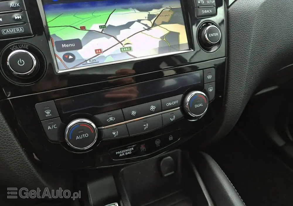 NISSAN Qashqai 1.6 DCi N-Connecta EU6