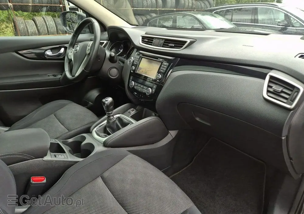 NISSAN Qashqai 1.6 DCi N-Connecta EU6
