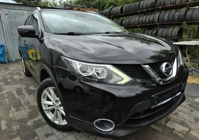 NISSAN Qashqai 1.6 DCi N-Connecta EU6