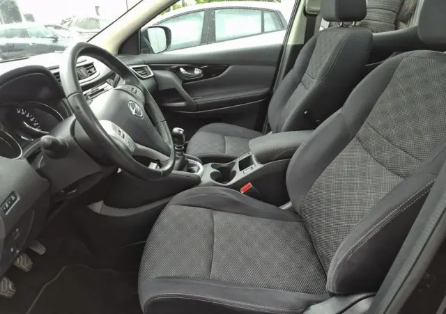 NISSAN Qashqai 1.6 DCi N-Connecta EU6