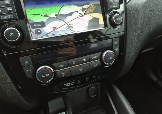 NISSAN Qashqai 1.6 DCi N-Connecta EU6