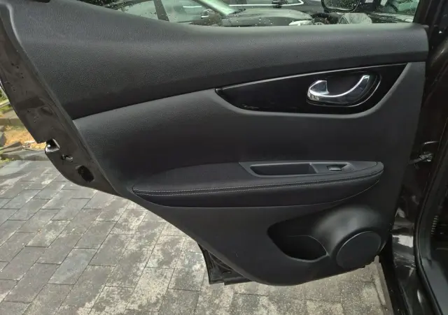 NISSAN Qashqai 1.6 DCi N-Connecta EU6