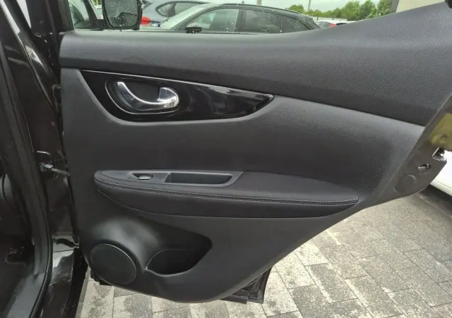 NISSAN Qashqai 1.6 DCi N-Connecta EU6