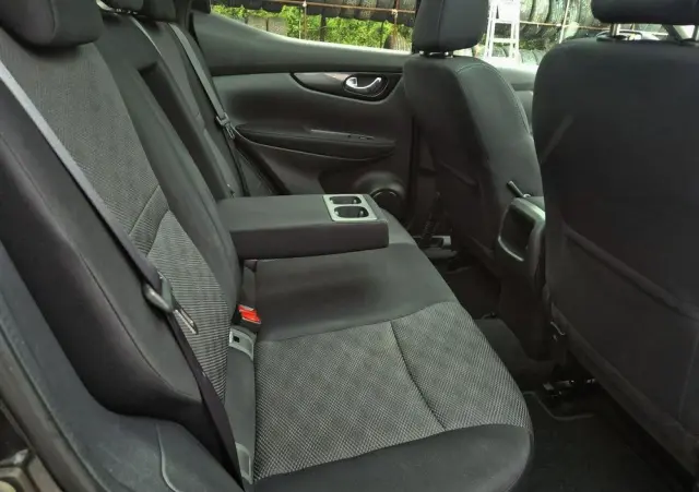 NISSAN Qashqai 1.6 DCi N-Connecta EU6