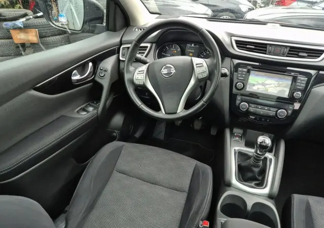 NISSAN Qashqai 1.6 DCi N-Connecta EU6