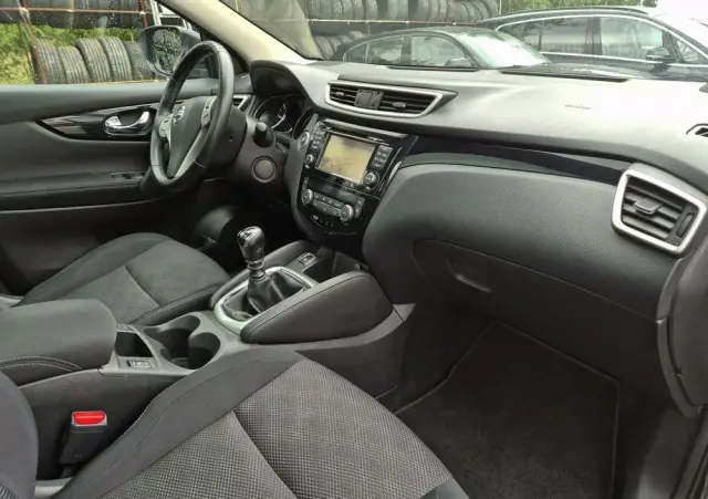 NISSAN Qashqai 1.6 DCi N-Connecta EU6