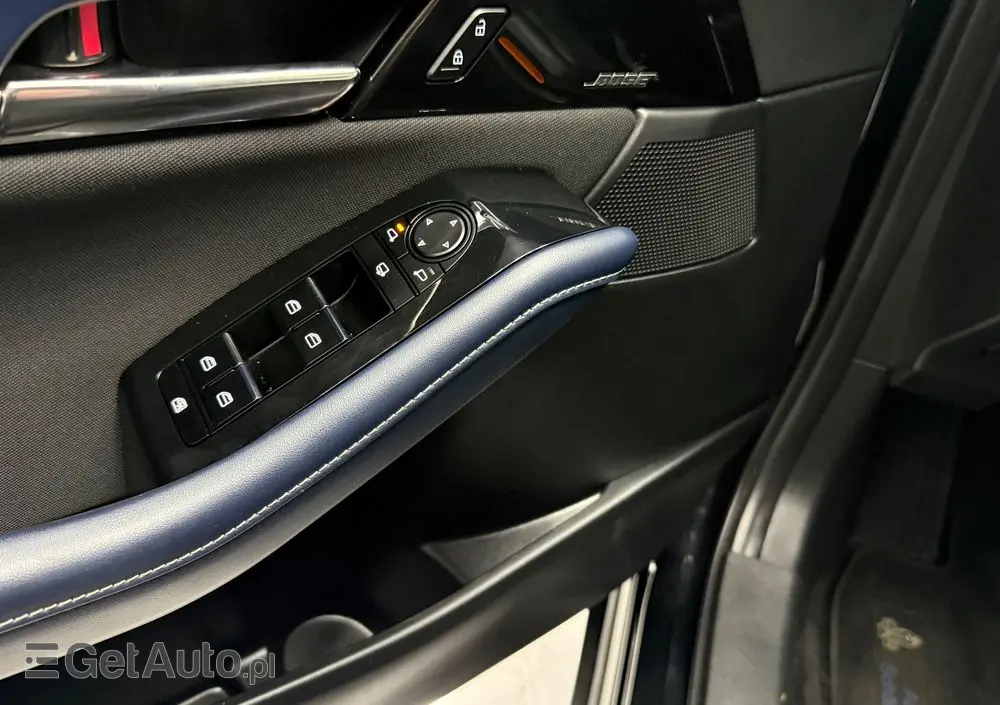 MAZDA CX-30 SKYACTIV-X 2.0 M-Hybrid AWD SELECTION