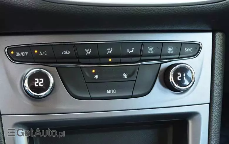 OPEL Astra V 1.4 T Enjoy