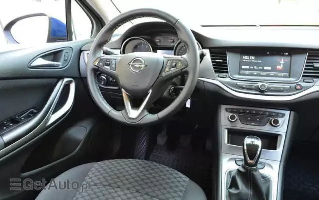 OPEL Astra V 1.4 T Enjoy