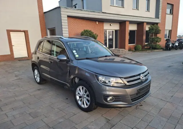 VOLKSWAGEN Tiguan 2.0 TDI SCR BlueMotion Technology Exclusive