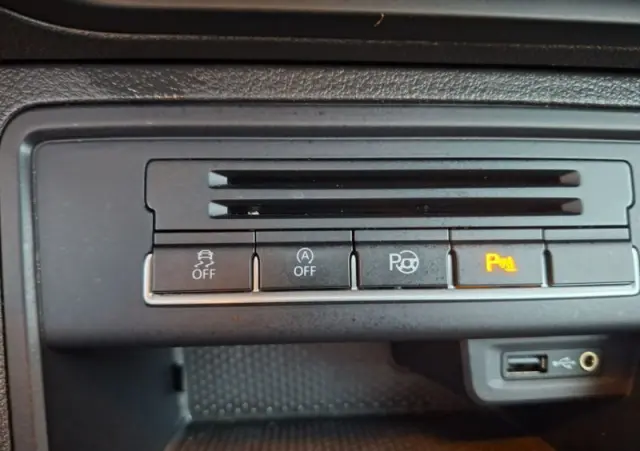 VOLKSWAGEN Tiguan 2.0 TDI SCR BlueMotion Technology Exclusive