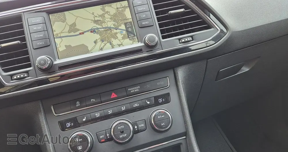 SEAT Leon 2.0 TDI DPF Start&Stop DSG Style