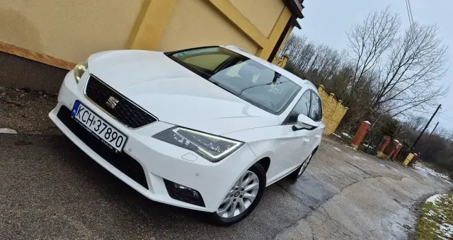SEAT Leon 2.0 TDI DPF Start&Stop DSG Style