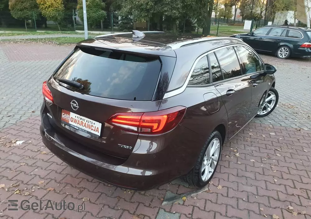 OPEL Astra 1.4 Turbo Sports Tourer Innovation