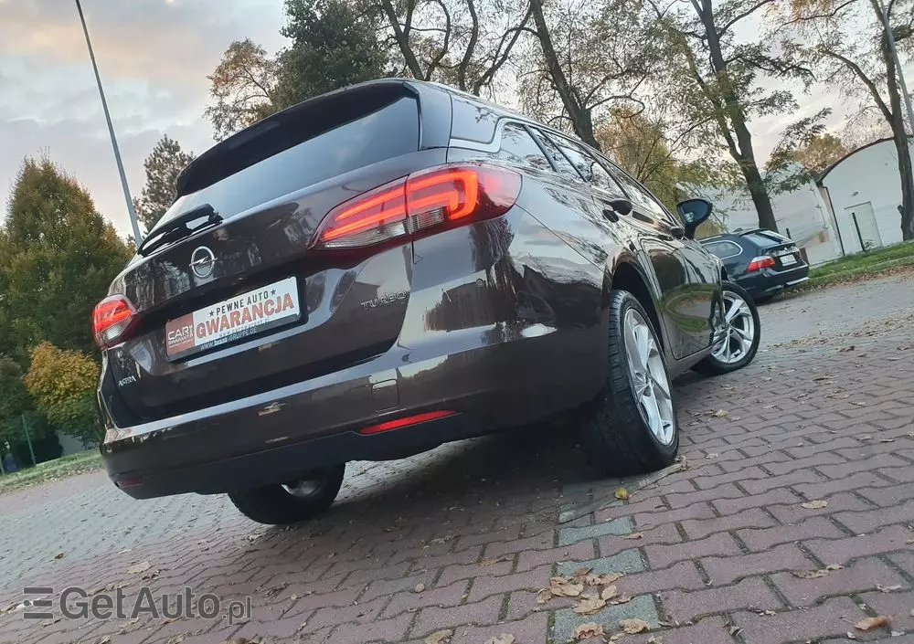 OPEL Astra 1.4 Turbo Sports Tourer Innovation