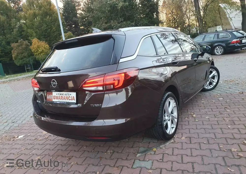 OPEL Astra 1.4 Turbo Sports Tourer Innovation