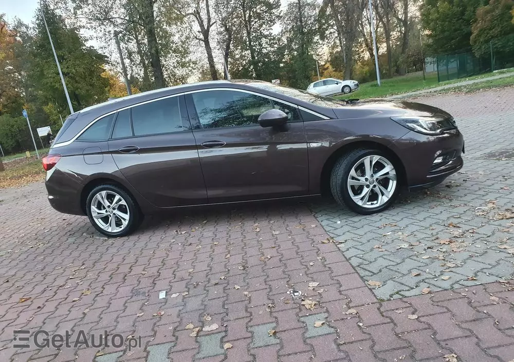 OPEL Astra 1.4 Turbo Sports Tourer Innovation