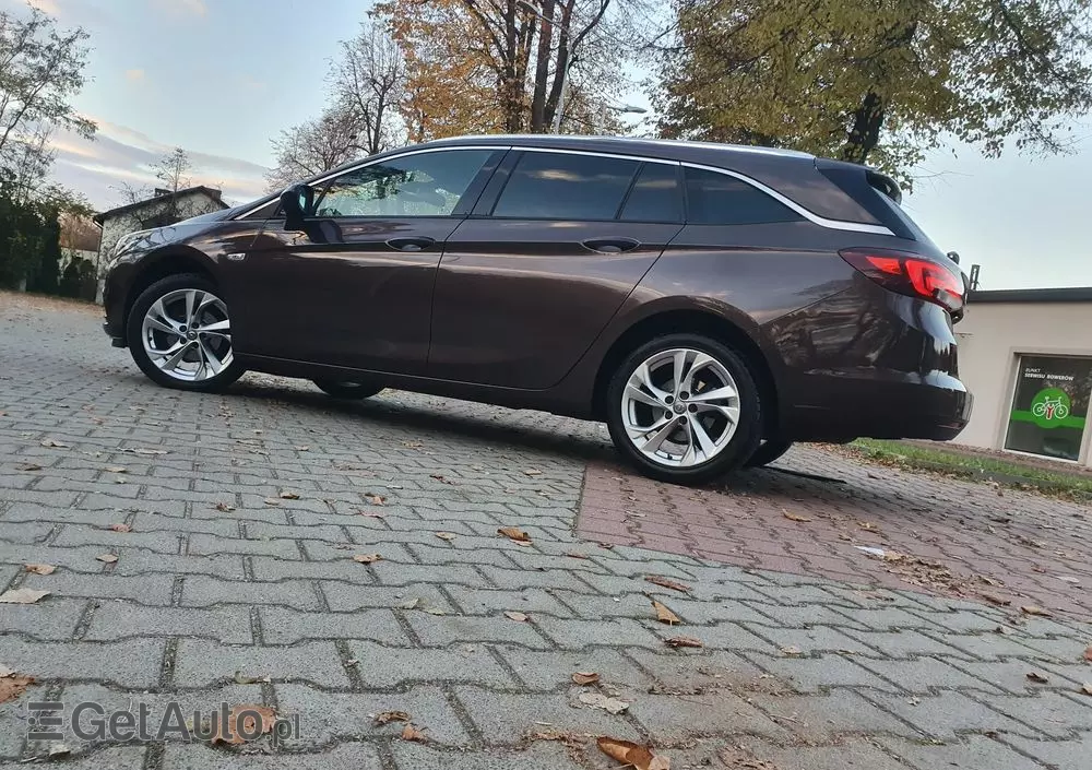 OPEL Astra 1.4 Turbo Sports Tourer Innovation