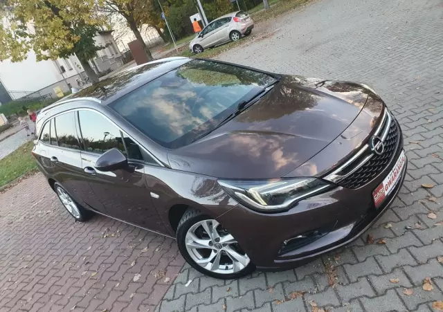 OPEL Astra 1.4 Turbo Sports Tourer Innovation