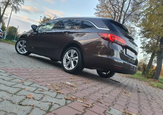 OPEL Astra 1.4 Turbo Sports Tourer Innovation