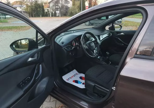 OPEL Astra 1.4 Turbo Sports Tourer Innovation