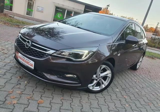 OPEL Astra 1.4 Turbo Sports Tourer Innovation