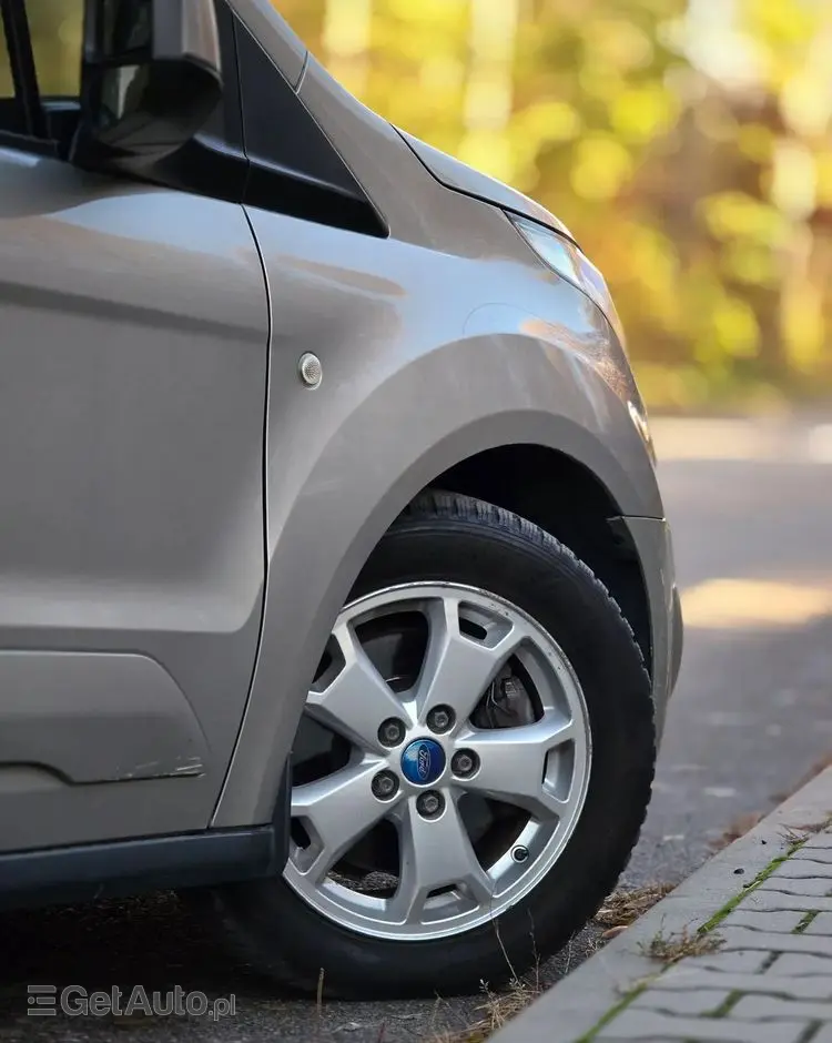 FORD Tourneo Connect 1.5 TDCi Start-Stop Titanium