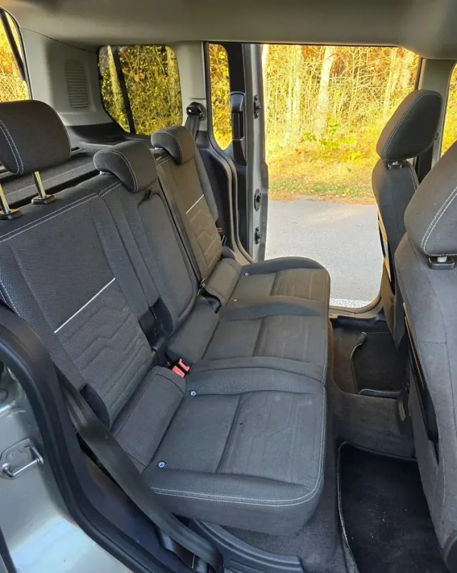 FORD Tourneo Connect 1.5 TDCi Start-Stop Titanium