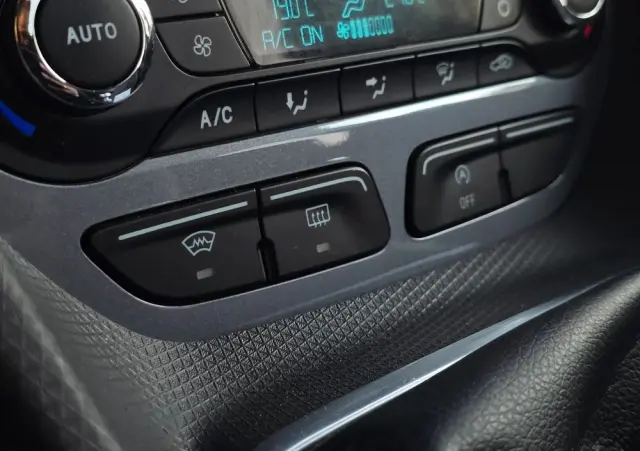 FORD Tourneo Connect 1.5 TDCi Start-Stop Titanium