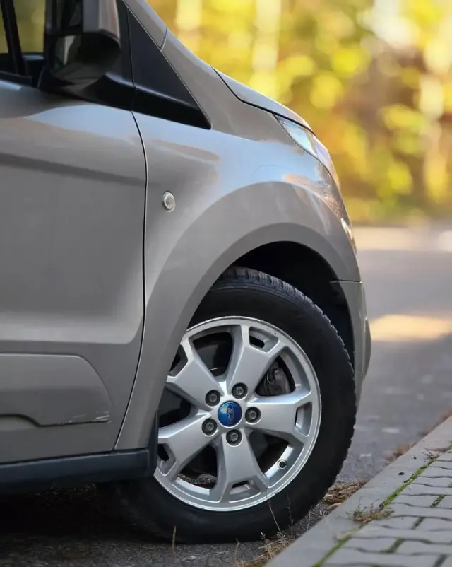 FORD Tourneo Connect 1.5 TDCi Start-Stop Titanium