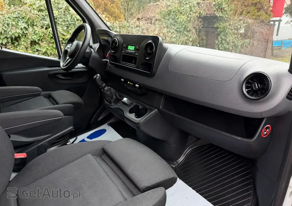 MERCEDES-BENZ SPRINTER 