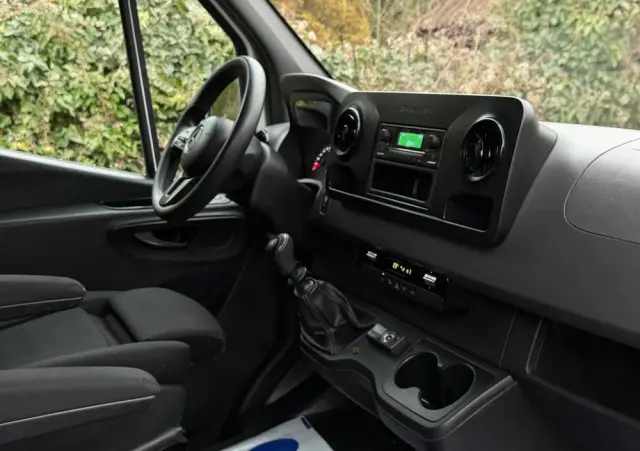 MERCEDES-BENZ SPRINTER 