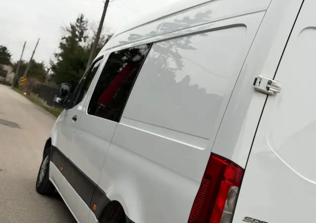 MERCEDES-BENZ SPRINTER 