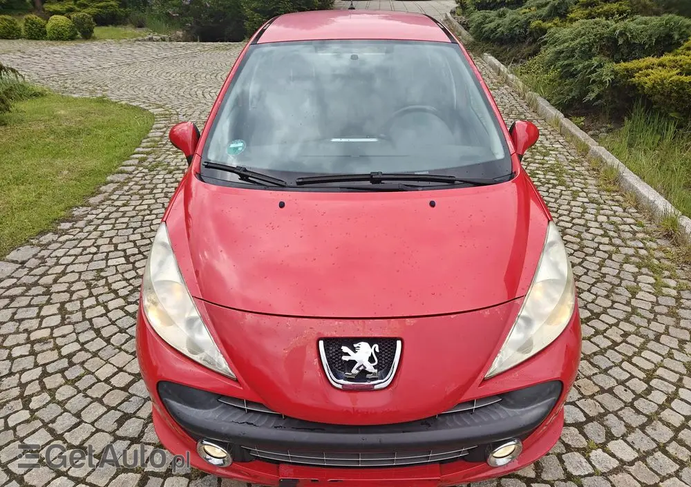 PEUGEOT 207 1.4 16V Presence