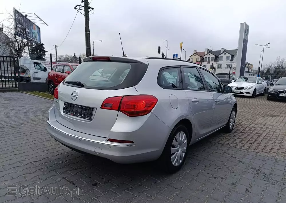 OPEL Astra 1.4 Turbo Design Edition