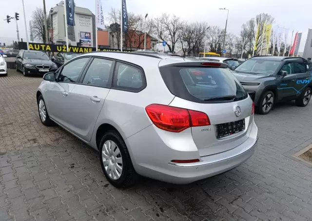 OPEL Astra 1.4 Turbo Design Edition