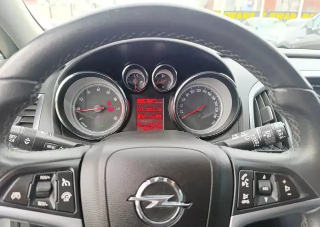 OPEL Astra 1.4 Turbo Design Edition