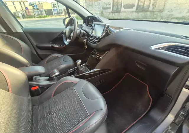 PEUGEOT 2008 PureTech 110 Stop&Start GT-Line Edition