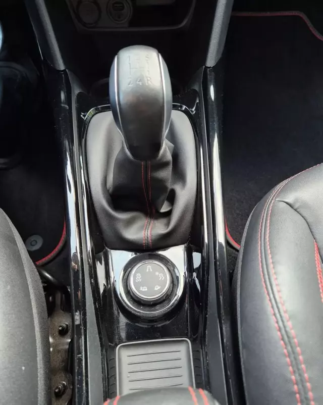 PEUGEOT 2008 PureTech 110 Stop&Start GT-Line Edition