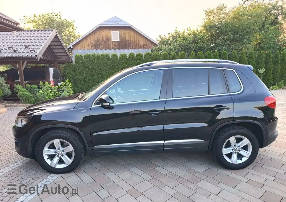 VOLKSWAGEN Tiguan 2.0 TDI SCR BlueMotion Technology Lounge Sport & Style