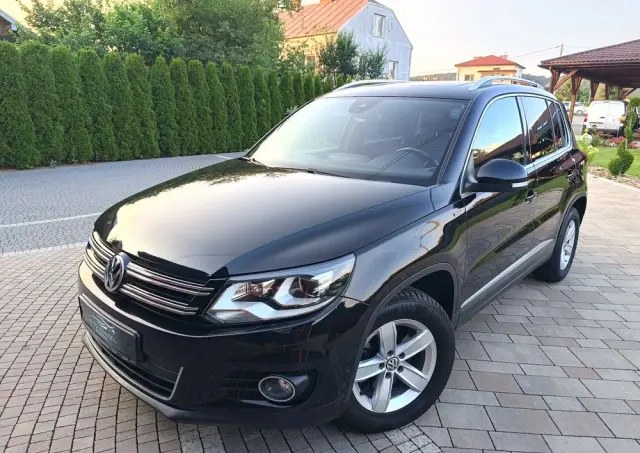 VOLKSWAGEN Tiguan 2.0 TDI SCR BlueMotion Technology Lounge Sport & Style