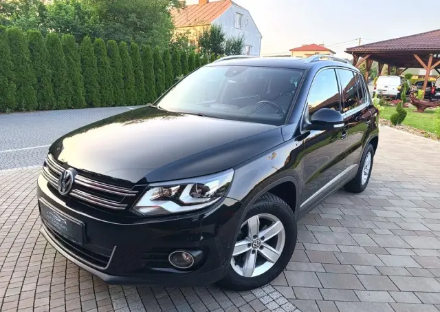 VOLKSWAGEN Tiguan 2.0 TDI SCR BlueMotion Technology Lounge Sport & Style