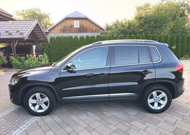 VOLKSWAGEN Tiguan 2.0 TDI SCR BlueMotion Technology Lounge Sport & Style