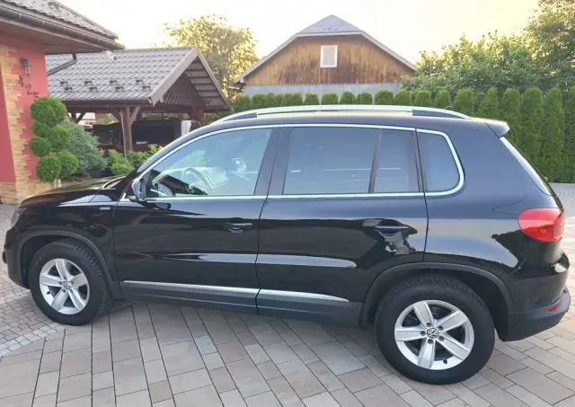 VOLKSWAGEN Tiguan 2.0 TDI SCR BlueMotion Technology Lounge Sport & Style